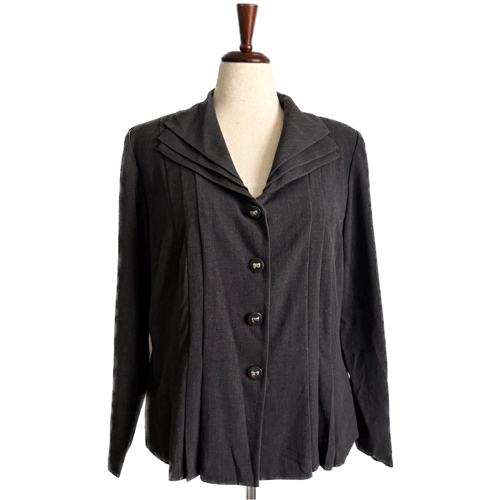 Wide Layered Lapel Blazer